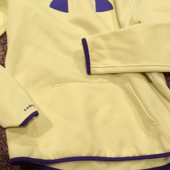 *****Under armor - Picture 2 of 3